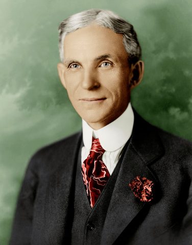 هنری فورد : بهترین دوست من کسی است که توانایی های مرا…