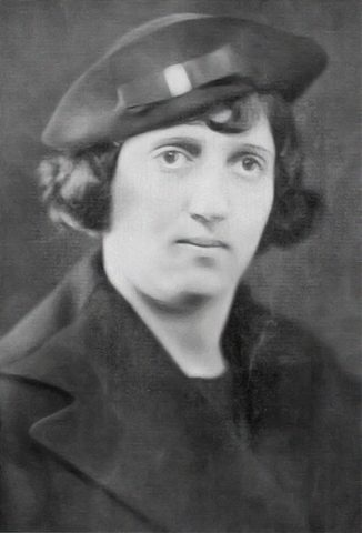 پروین اعتصامی : نه کسی میکند مرا یاری نه رهی دارم از برای…