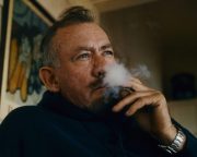 جان اشتاین بک : تجربه به من یاد داد که همه ملت + عکس نوشته