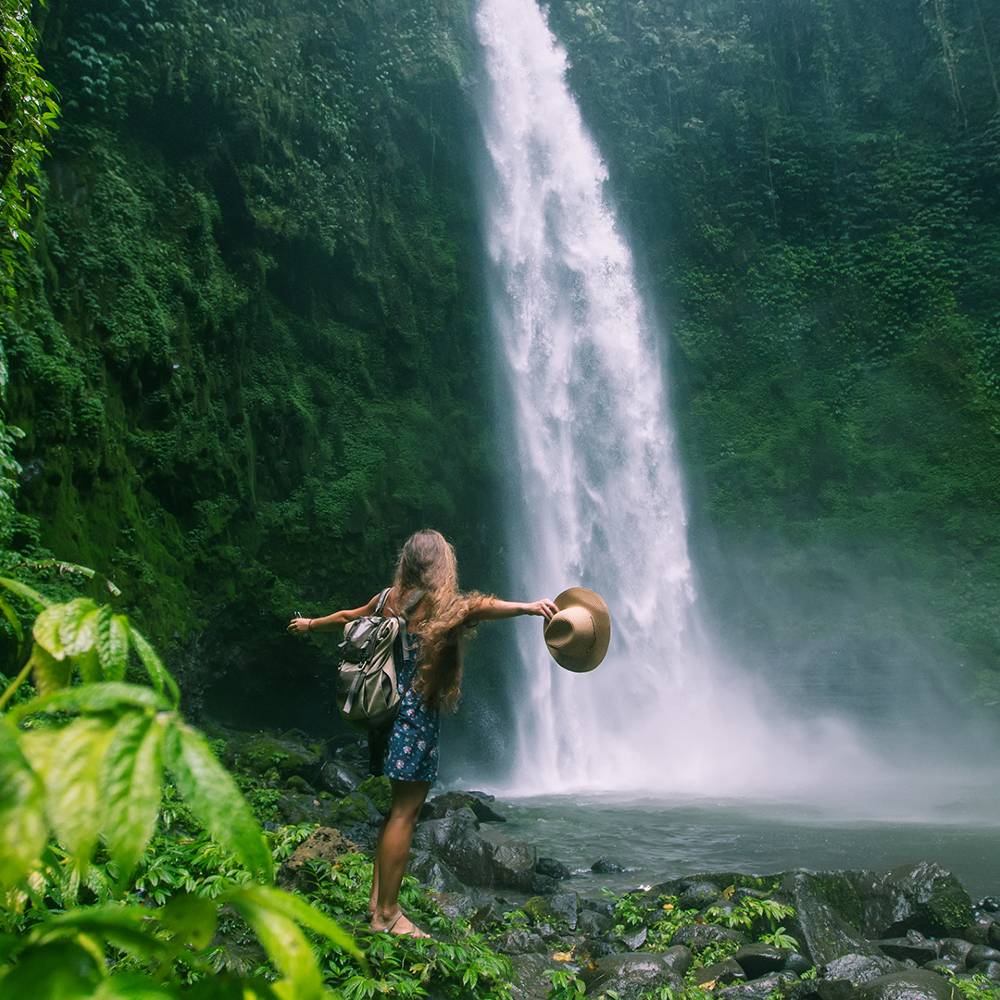 جمله درباره آبشار جمله درباره آبشار
